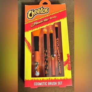 New Flamin' Hot Cheetos 4PC Cosmetic Brush Set